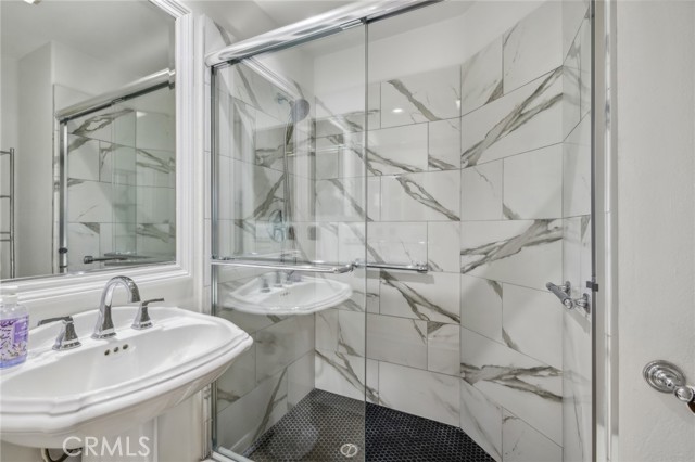 15 Renata, Newport Coast CA: https://media.crmls.org/medias/5f16269c-444c-45f5-b432-10cf47499680.jpg