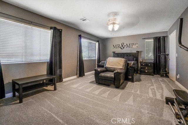 5794 Bay Hill Lane, Fontana CA: https://media.crmls.org/medias/5f165fe6-c6bc-4d3a-80c0-d8a1354b3f43.jpg
