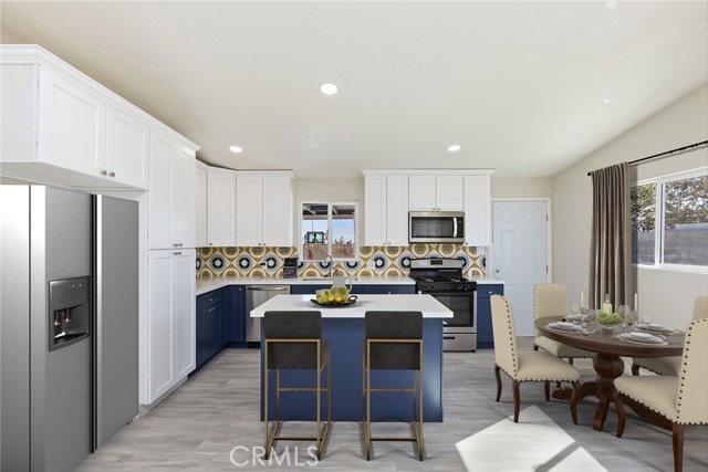 Detail Gallery Image 13 of 27 For 5951 Rose Ellen Ave, Twentynine Palms,  CA 92277 - 3 Beds | 2 Baths