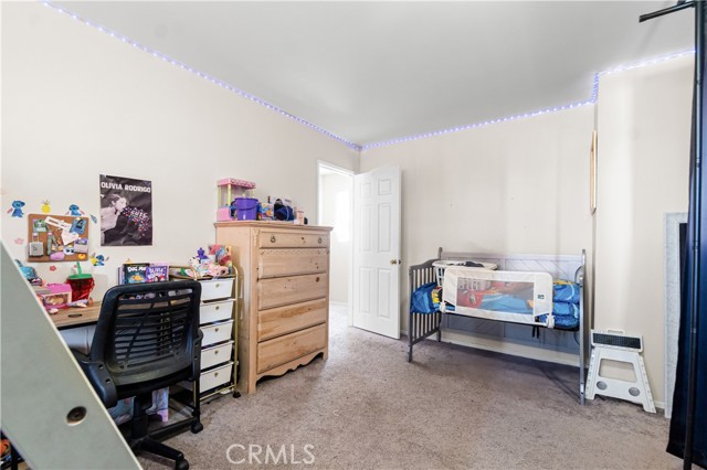 8020 Mckinley Avenue, South Gate CA: https://media.crmls.org/medias/5f182d1c-2f7d-4d4e-9e6a-33263e6e0698.jpg