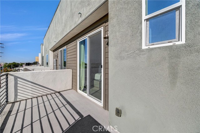 5092 Long Beach photo 23