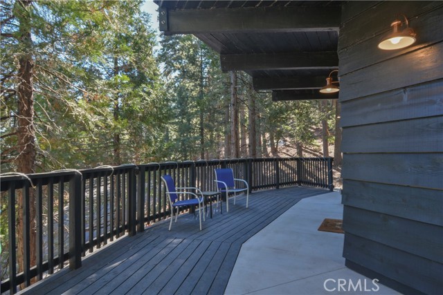 Detail Gallery Image 6 of 32 For 892 Bear Springs Rd, Twin Peaks,  CA 92391 - 2 Beds | 2 Baths