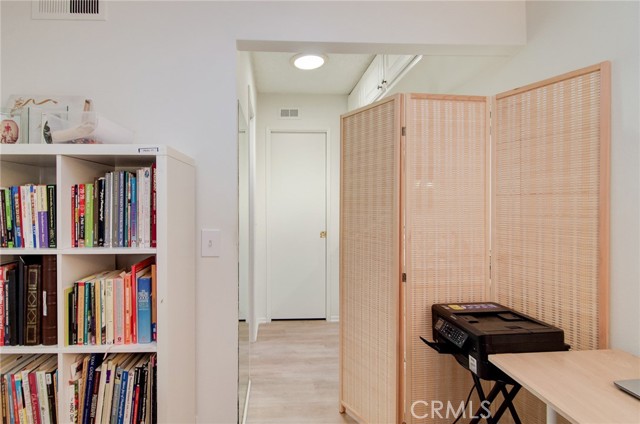 Detail Gallery Image 26 of 27 For 8565 Larkhall Cir 802c,  Huntington Beach,  CA 92646 - 2 Beds | 2 Baths