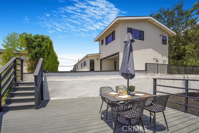 Detail Gallery Image 30 of 35 For 3560 Lavell Dr, Los Angeles,  CA 90065 - 4 Beds | 4 Baths