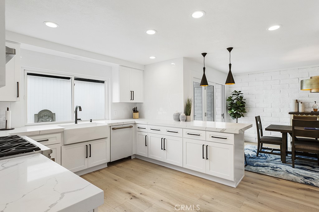 5f1c7155 6143 41a8 A009 14d6962506c7