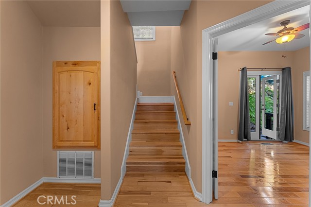 Detail Gallery Image 17 of 32 For 23988 Scenic, Crestline,  CA 92325 - 3 Beds | 2 Baths