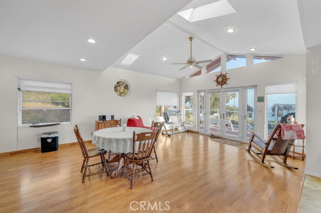 Detail Gallery Image 24 of 65 For 900 W 37th St, San Pedro,  CA 90731 - 3 Beds | 2 Baths