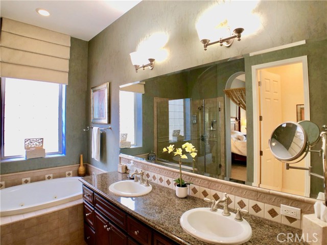 Detail Gallery Image 17 of 33 For 80937 via Puerta Azul, La Quinta,  CA 92253 - 2 Beds | 2/1 Baths