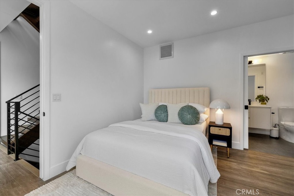 MLS #SB25034214 img 16