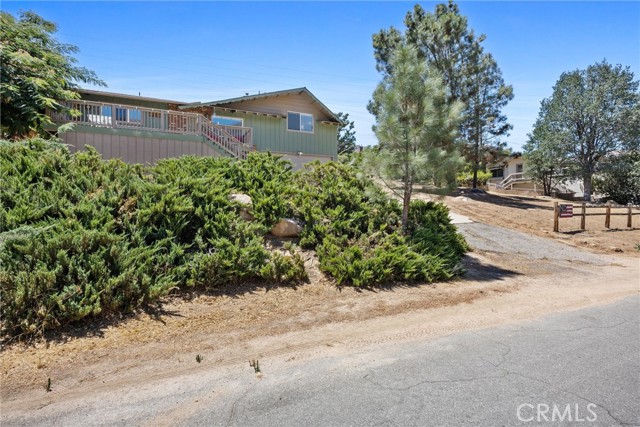 119 Pine Drive, Kernville CA: https://media.crmls.org/medias/5f1e8b4e-159f-442c-9510-40e1dbd87901.jpg