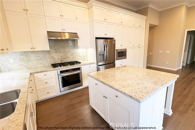 Detail Gallery Image 11 of 22 For 107 Mighty Oak, Irvine,  CA 92602 - 2 Beds | 2 Baths