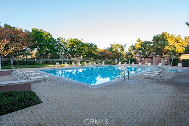 Detail Gallery Image 29 of 35 For 3 Almador, Irvine,  CA 92614 - 2 Beds | 2/1 Baths