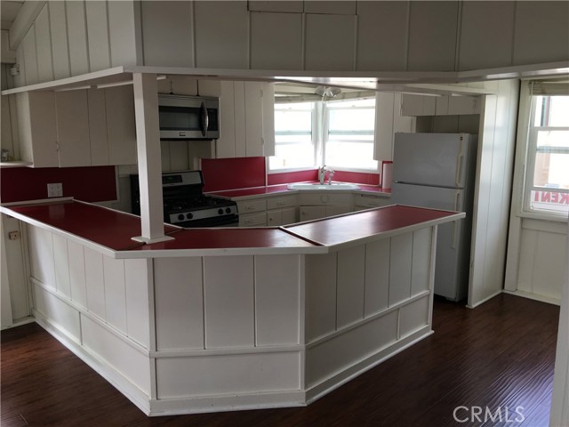 Detail Gallery Image 15 of 23 For 435 1/2 Heliotrope, Corona Del Mar,  CA 92625 - 2 Beds | 1 Baths