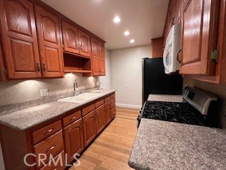 https://media.crmls.org/medias/5f2192b9-706b-4da2-a8f2-db4916466122.jpg?preset=X-Large