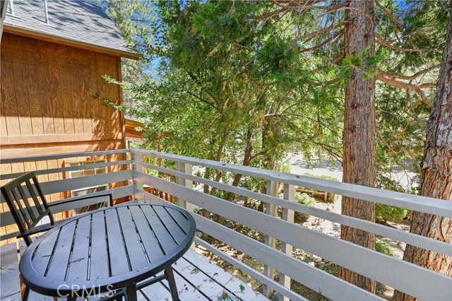 Detail Gallery Image 34 of 45 For 43032 Sunset Dr, Big Bear Lake,  CA 92315 - 3 Beds | 3 Baths