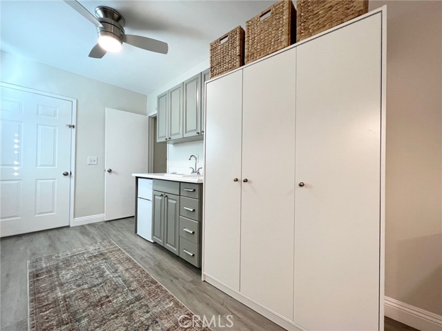 Detail Gallery Image 5 of 13 For 704 1/2 Marigold Avenue, Corona Del Mar,  CA 92625 - 0 Beds | 1 Baths