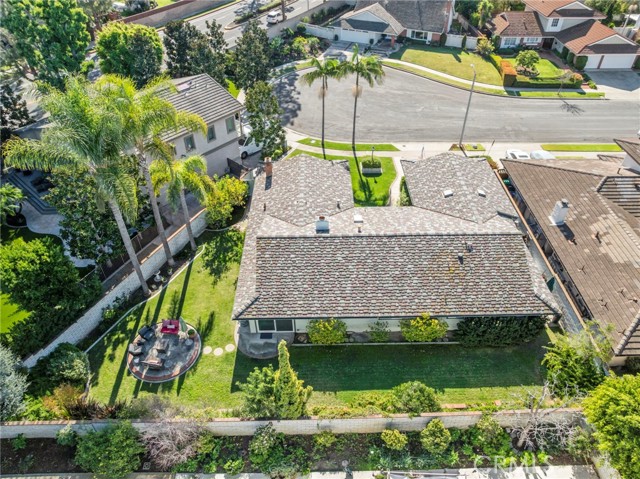 Detail Gallery Image 3 of 16 For 1906 Suva, Costa Mesa,  CA 92626 - 4 Beds | 2 Baths