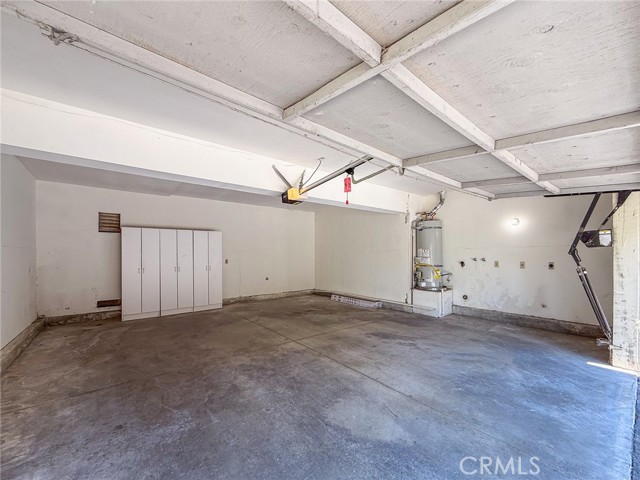 20725 E Crest Ln, Walnut CA: https://media.crmls.org/medias/5f23d4d9-a4df-4b24-8ef5-fffdf5e5456b.jpg