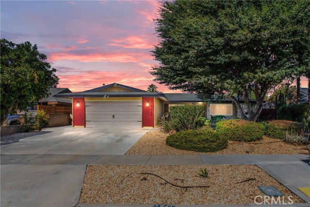 Detail Gallery Image 1 of 32 For 8969 Christopher Pl, Riverside,  CA 92503 - 4 Beds | 2 Baths