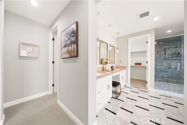 Detail Gallery Image 42 of 75 For 27 Gillman St, Irvine,  CA 92612 - 6 Beds | 6/1 Baths