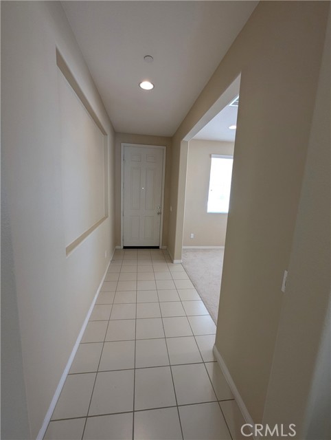 Detail Gallery Image 3 of 31 For 7450 Silver Saddle Ct, Corona,  CA 92880 - 5 Beds | 3/1 Baths