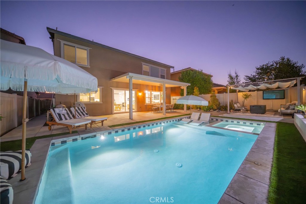 MLS #IV25241232 image #1