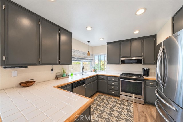 978 N Ironwood Ave, Rialto, CA 92376 photo 16