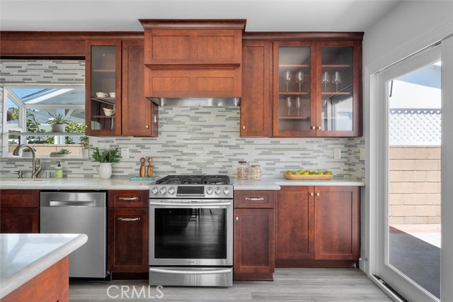 5545 Konya Drive, Torrance CA: https://media.crmls.org/medias/5f26b4e2-c667-4e1c-9baa-95b3d815f204.jpg