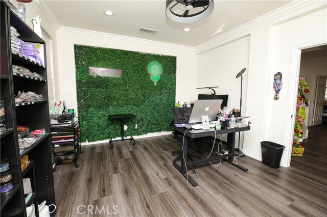 Detail Gallery Image 35 of 69 For 3999 Currant Ln, San Bernardino,  CA 92407 - 5 Beds | 3 Baths