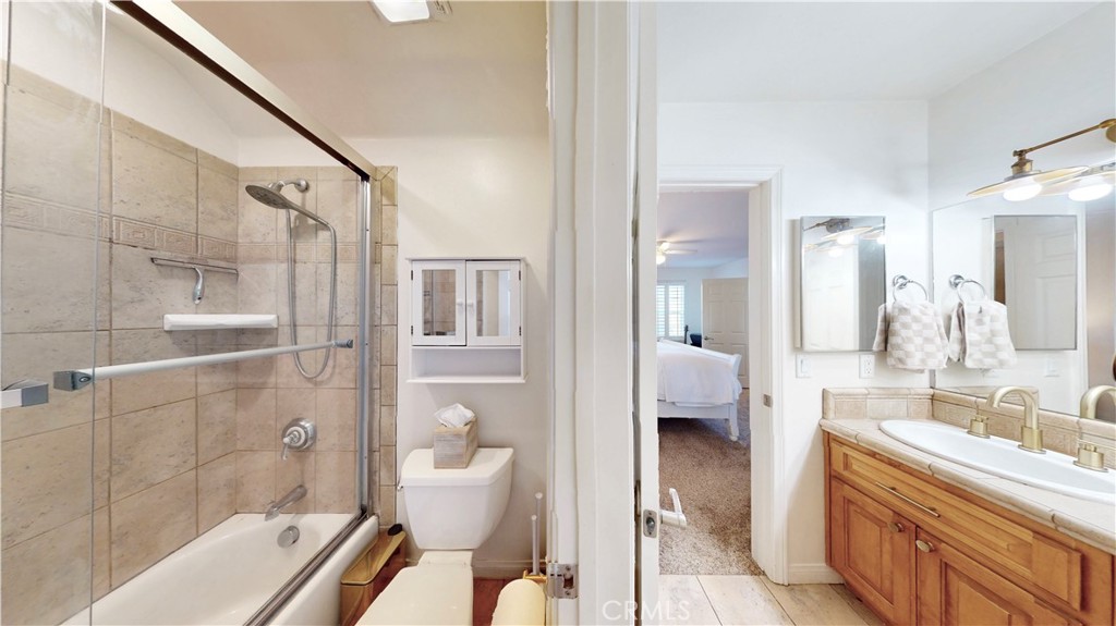 MLS #OC25090565 image #33