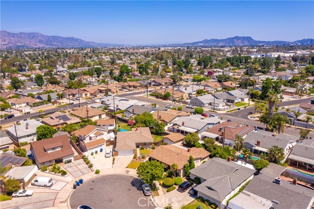 Detail Gallery Image 24 of 25 For 12764 Elkwood St, North Hollywood,  CA 91605 - 4 Beds | 2 Baths