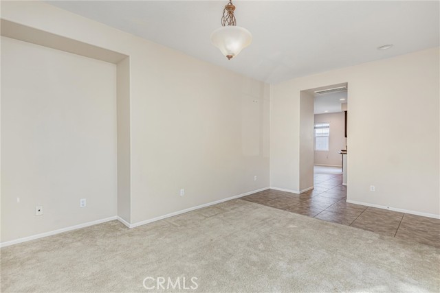 Detail Gallery Image 8 of 35 For 22350 Blue Lupine, Grand Terrace,  CA 92313 - 3 Beds | 2/1 Baths