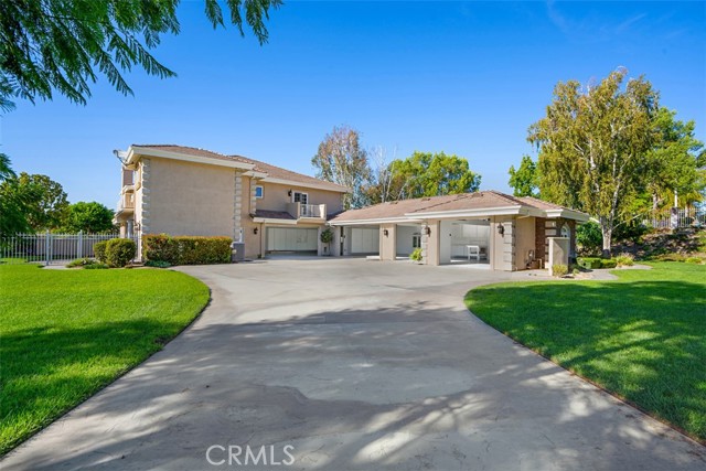 6863 Canyon Hill Drive, Riverside, California 92506, 6 Bedrooms Bedrooms, ,6 BathroomsBathrooms,Single Family Residence,For Sale,Canyon Hill,IV24043810