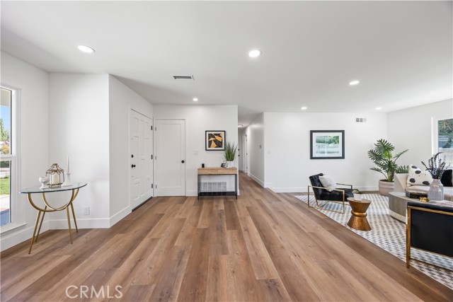 1809 Celeste Lane, Fullerton CA: https://media.crmls.org/medias/5f28e98e-a84c-4002-96ff-5c1574067f0a.jpg