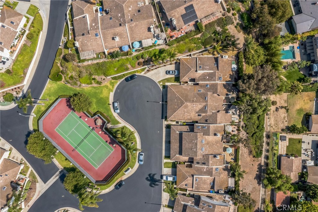 https://media.crmls.org/medias/5f299cee-2c31-4f94-8ba9-c712b7246d72.jpg?preset=X-Large