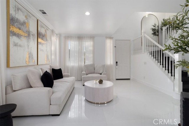 Detail Gallery Image 23 of 69 For 27569 Bottle Brush, Murrieta,  CA 92562 - 4 Beds | 2/1 Baths