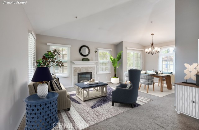 253 Gallery Way, Tustin CA: https://media.crmls.org/medias/5f2a9262-ae77-43c8-bb65-a3eb785d61ae.jpg