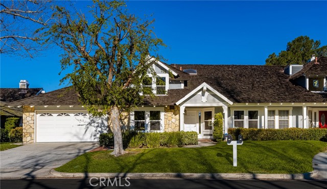 11 Thunder Trail, Irvine CA: https://media.crmls.org/medias/5f2c463f-14d9-4cea-a21b-50fa86a3a0da.jpg