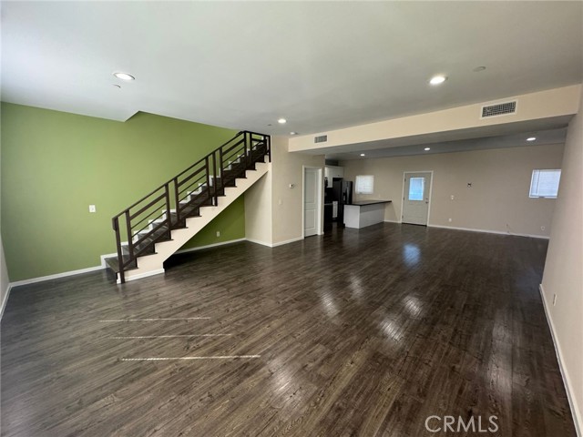 Detail Gallery Image 6 of 22 For 22164 Vacation Dr, Canyon Lake,  CA 92587 - 3 Beds | 2/1 Baths