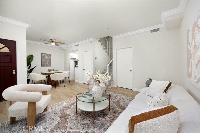Detail Gallery Image 7 of 29 For 222 S Catalina Ave #8,  Pasadena,  CA 91106 - 3 Beds | 3/1 Baths