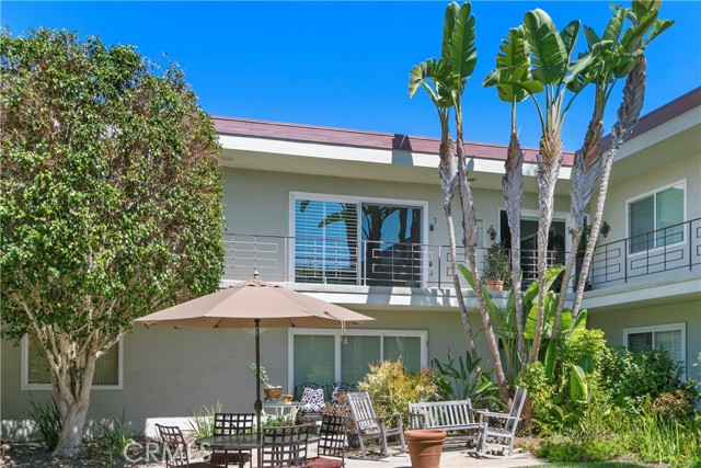 1570 Via Capri, Laguna Beach CA: https://media.crmls.org/medias/5f2d1d1c-dc92-486e-a652-5f0391123b54.jpg