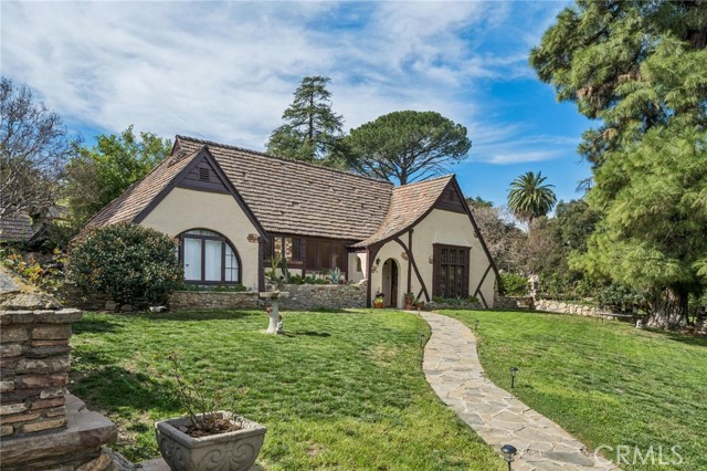 Detail Gallery Image 2 of 75 For 23021 8th St, Newhall,  CA 91321 - 2 Beds | 2 Baths