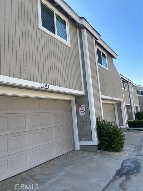 5586 Orange Avenue, Cypress CA: https://media.crmls.org/medias/5f2e9b09-8f8d-4f39-a0d5-06fc0eca1064.jpg