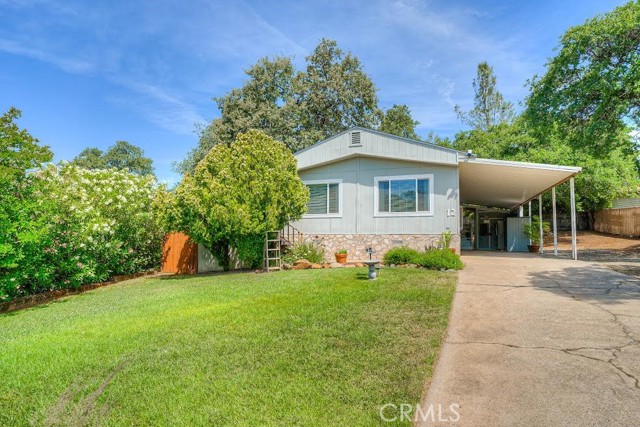 12 Hanging Tree Court, Oroville CA: https://media.crmls.org/medias/5f30dc5d-bf4b-4d05-a750-96c8668e9f09.jpg