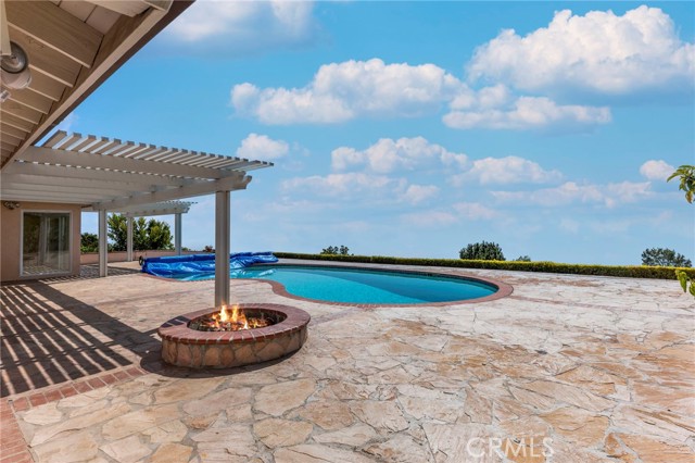 29015 Covecrest Drive, Rancho Palos Verdes, California 90275, 5 Bedrooms Bedrooms, ,5 BathroomsBathrooms,Residential,Sold,Covecrest,SB22109297