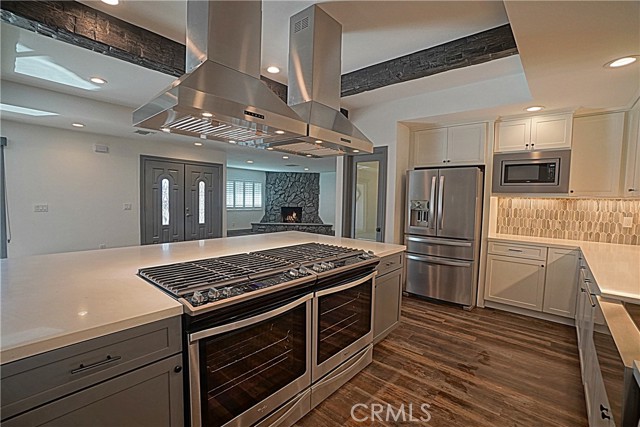 Detail Gallery Image 7 of 31 For 16100 Gamble Ave, Riverside,  CA 92508 - 5 Beds | 3 Baths