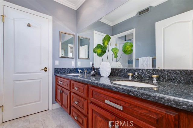 Detail Gallery Image 25 of 62 For 27025 Daisy Cir, Yorba Linda,  CA 92887 - 6 Beds | 5/1 Baths