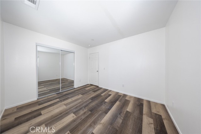 Detail Gallery Image 15 of 29 For 6949 Dewpoint Way, Fontana,  CA 92336 - 4 Beds | 3 Baths