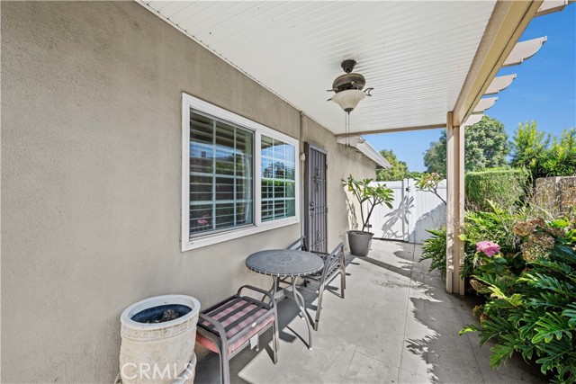 Detail Gallery Image 10 of 41 For 2102 N Eastwood Ave, Santa Ana,  CA 92705 - 3 Beds | 2 Baths