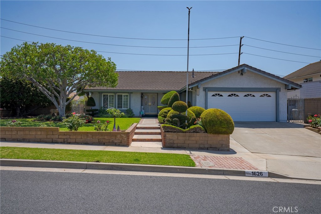 1626 N Dorothy